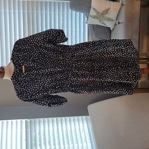 Gorgeous Black and White casual dress